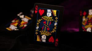 Pink Bicycle reverse playing card featuring Queen of Hearts for magic tricks.