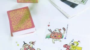 Colorful Minnan playing cards with fantasy-themed illustrations for magic tricks.
