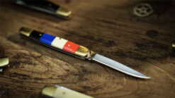 Color-changing knives set for magic tricks and illusions. Perfect for performers and magicians.